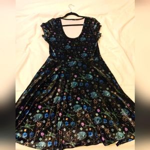 Star Wars spaceship dress